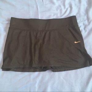 Black nike skort